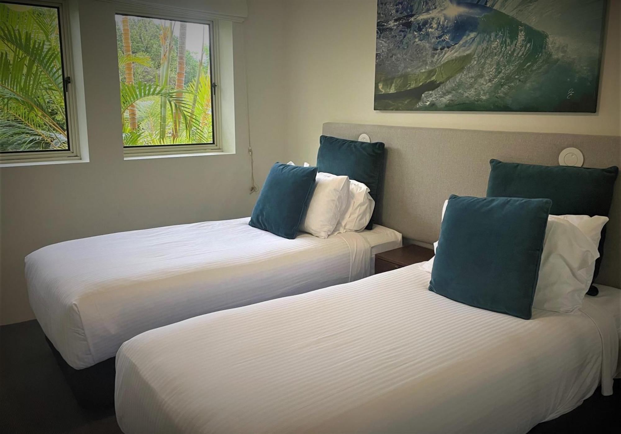 Ramada Resort By Wyndham Shoal Bay Esterno foto