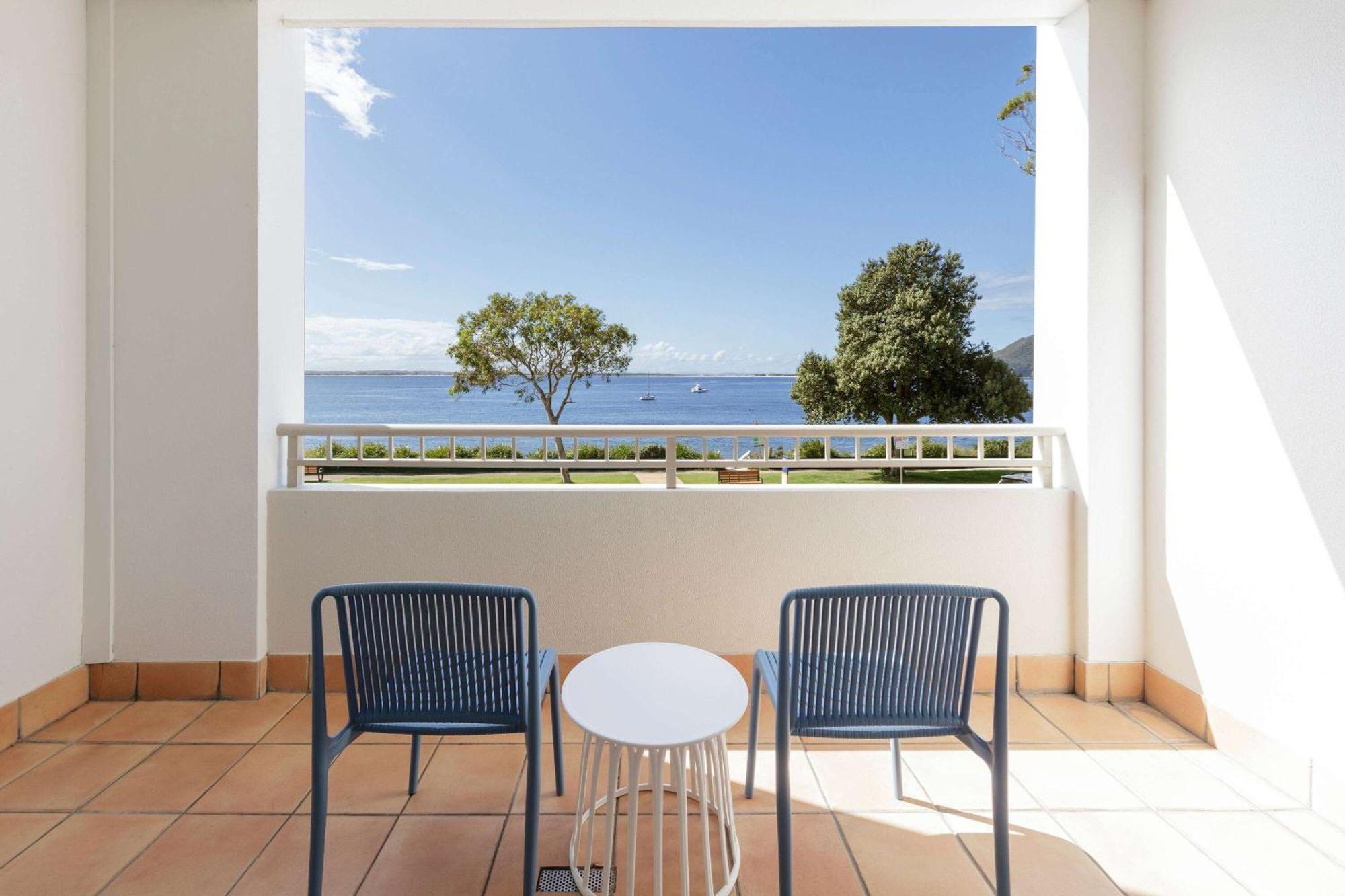 Ramada Resort By Wyndham Shoal Bay Esterno foto